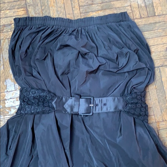 Max Azria Collection Satin Belted Dress Small - Picture 2 of 4